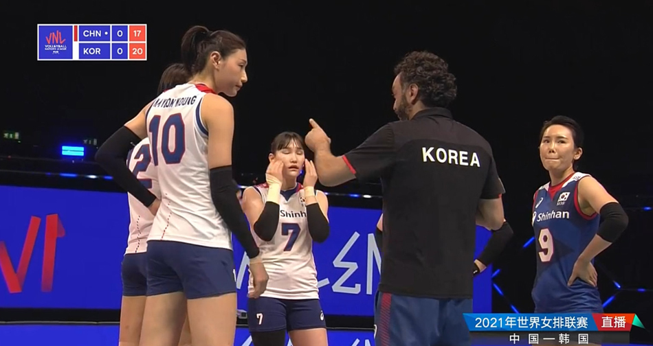包含中国女排3:0韩国女排的词条