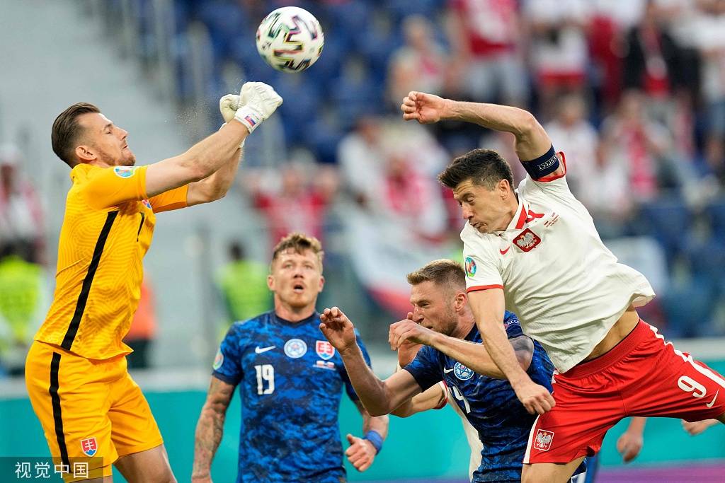 欧洲杯-瑞典3-2波兰，欧洲杯瑞典32波兰脚